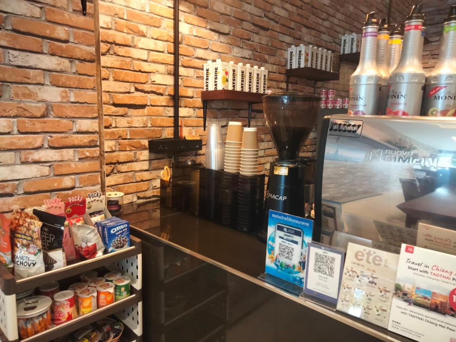 Chaiyee Coffee Chiang Mai Exterior foto