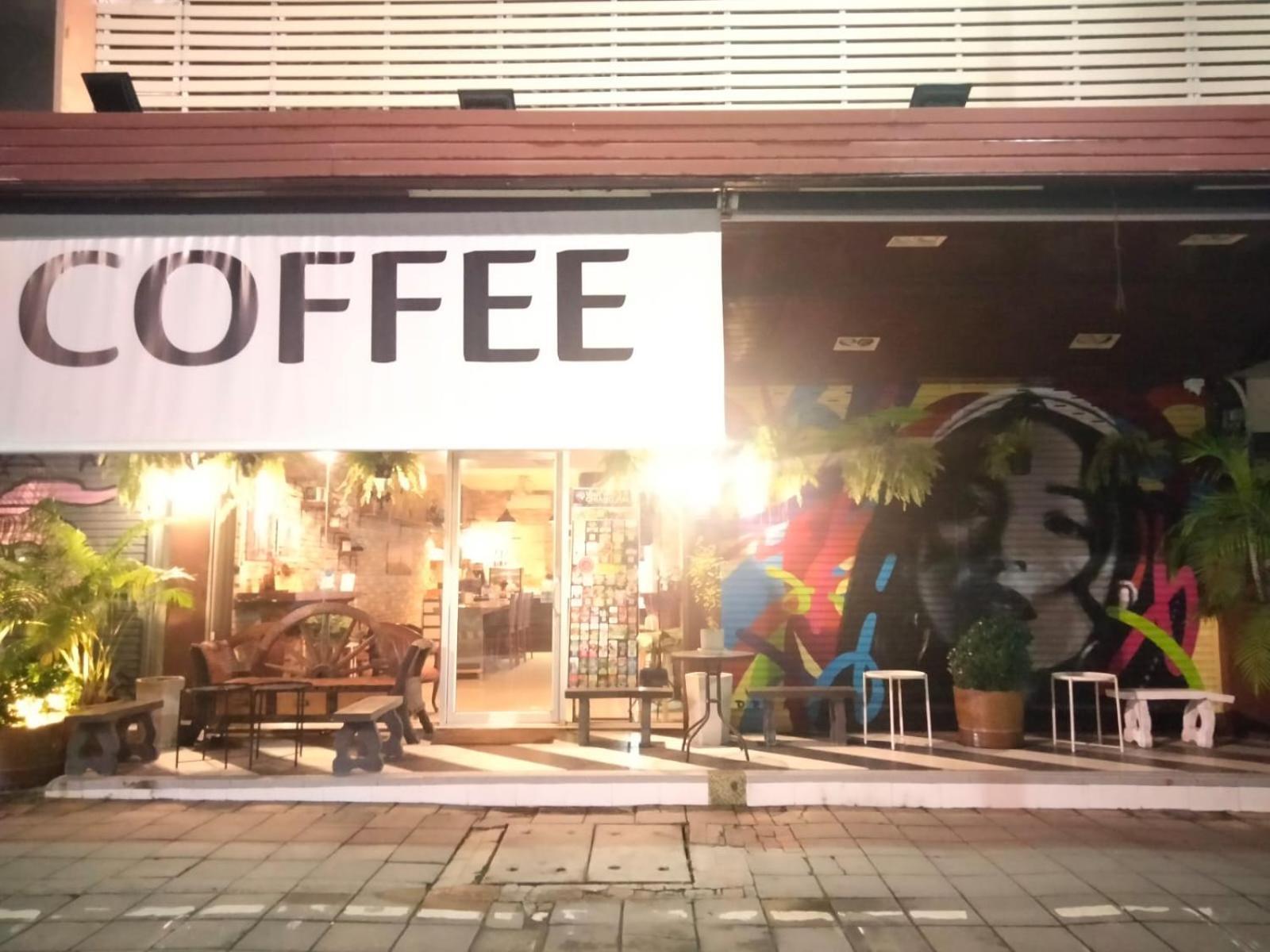 Chaiyee Coffee Chiang Mai Exterior foto